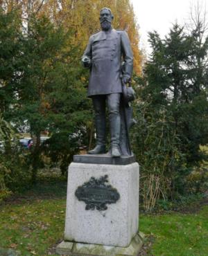 Abb. 1: Danckelmanndenkmal