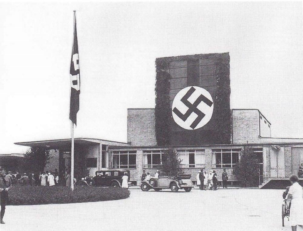Abb. 4: Die Schule am 16. Juni 1933