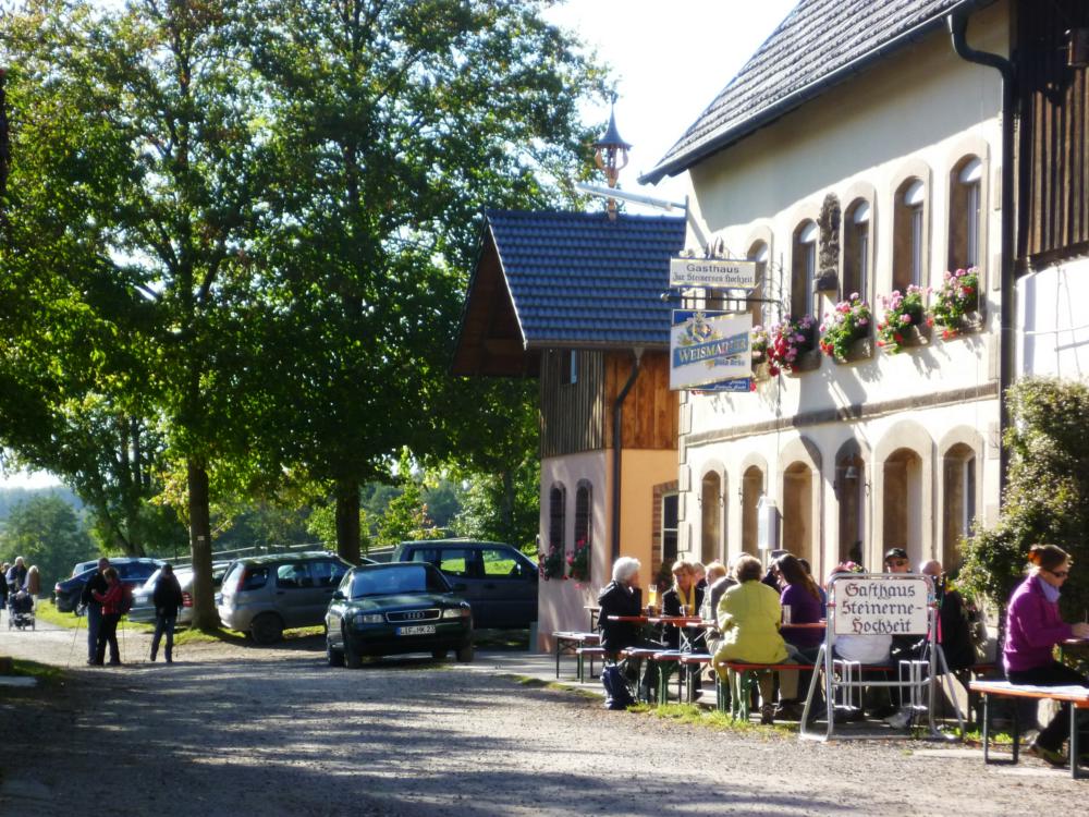 Abb. 3: Gaststätte Steinere Hochzeit im Weiler Kordigast