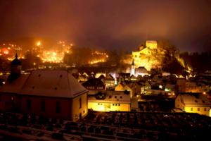 Abb. 15: Lichterfest von Pottenstein am 6. Januar, fotografiert von Norden aus