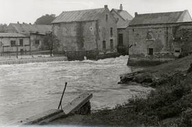 Mühle Großzschocher während des Hochwassers im Juli 1954