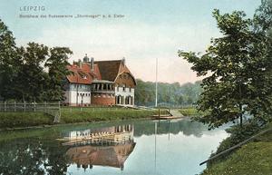 Bootshaus des Rudervereins „Sturmvogel“ a.d. Elster. Ansichtskarte von 1905