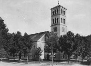 Abb. 4: Die Stadtkirche um 1880