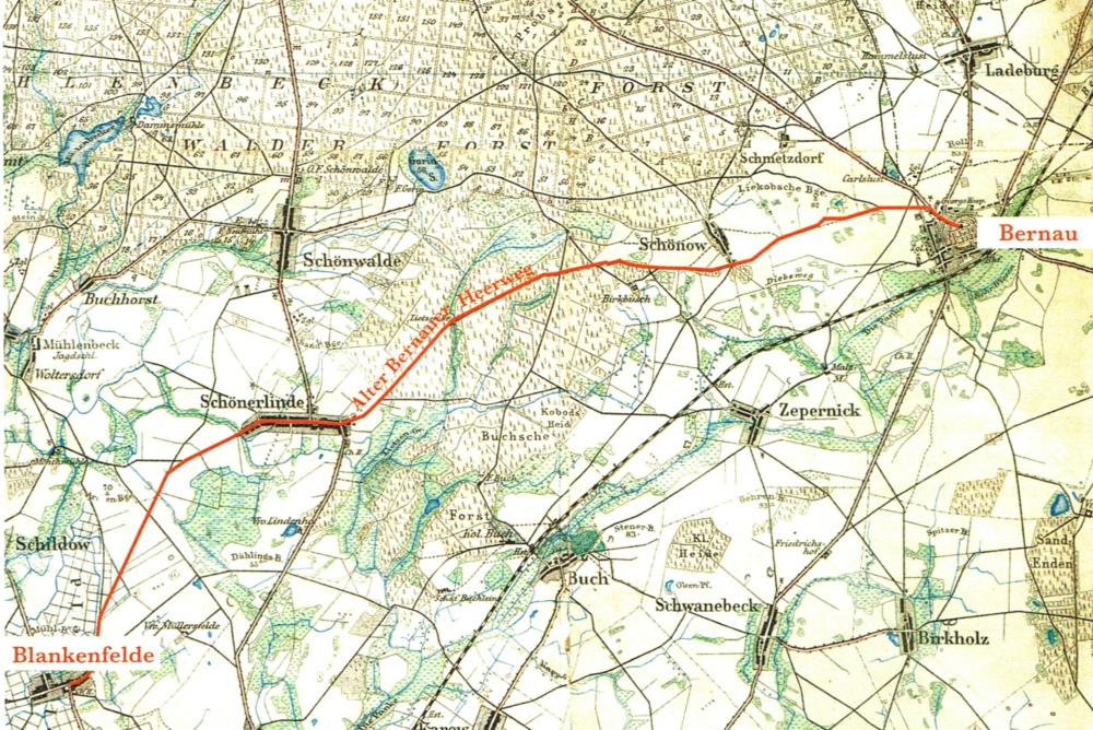Abb. 3: Kartenausschnitt des alten Bernauer Heerweges von Blankenfelde nach Bernau