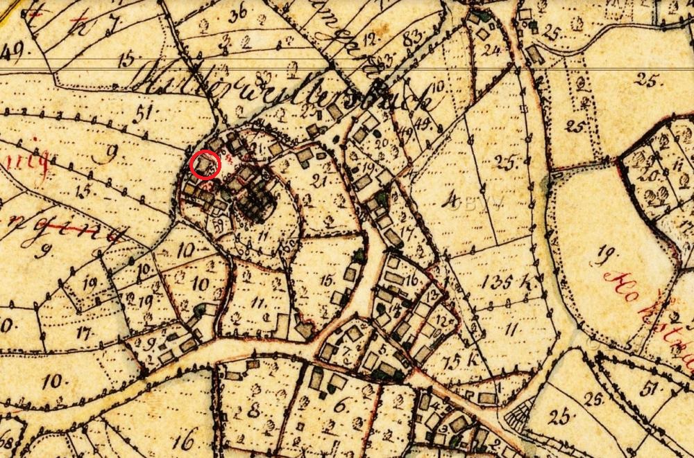 Abb. 17: Gut erkennbar ist in der Mitte des Kartenausschnitts eine gewisse Siedlungsballung. Dabei handelt es sich um die Gebäude der jüdischen Gemeinde von Mittelweilersbach. Das Haus mit der Nr. 57 (rot markiert) stellt die Synagoge des Ortes dar.
