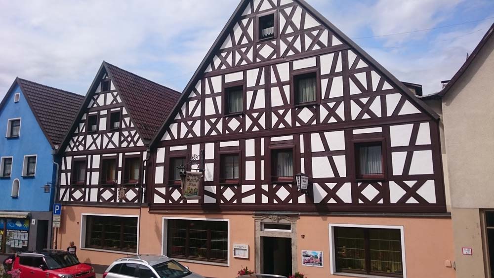 Abb. 25: Brauerei-Gasthof Mager in der Pottensteiner Hauptstraße