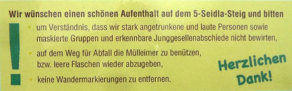 Abb. 32: Verhaltensregeln (für den Fünf-Seidla-Steig), angepinnt in der Toilette des Brauerei-Gasthofs Hofmann
