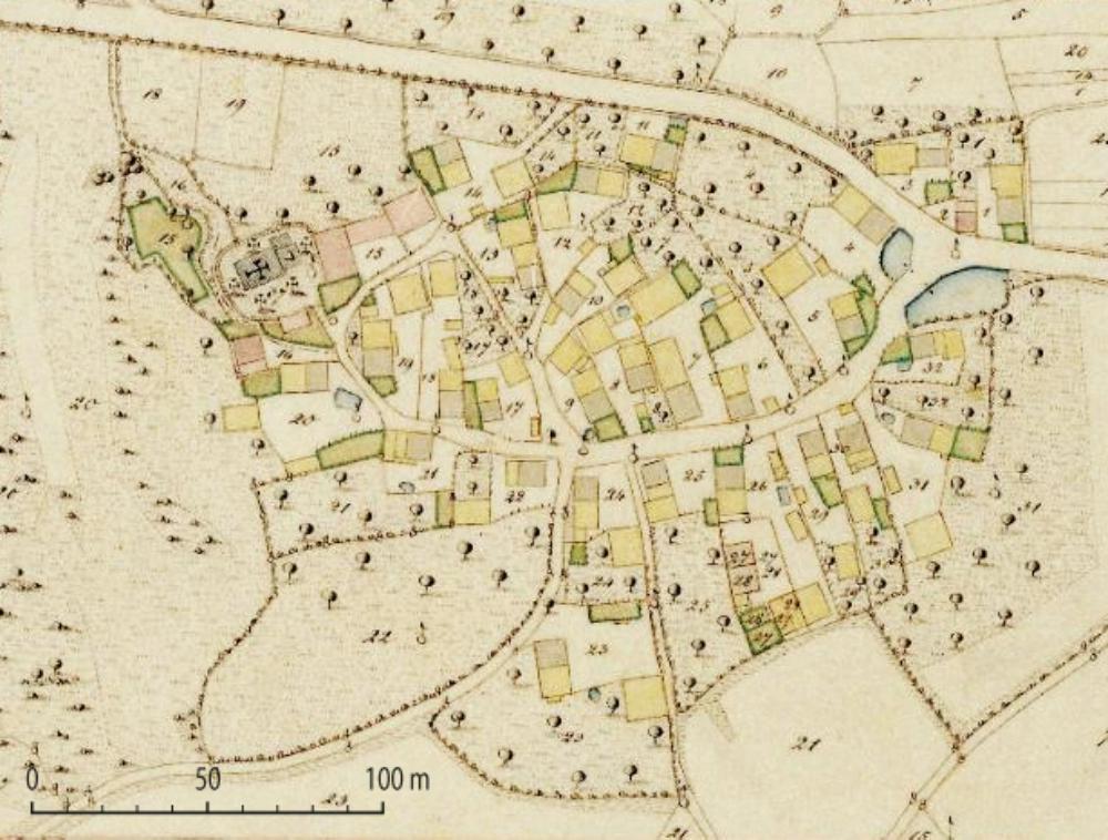 Abb. 6: Azendorf (Landkreis Kulmbach, Nr. 21 auf Abb. 1): Am östlichen Ortsrand erstrecken sich zwei größere Hülen, die der gesamten Dorfgemeinschaft dienten.