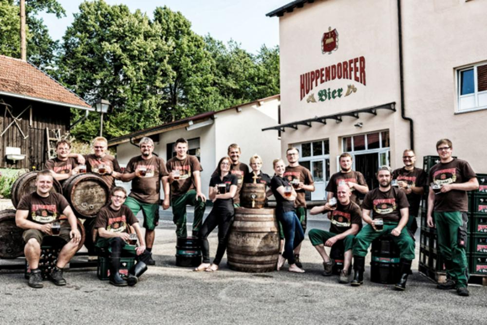 Abb. 7: Mitarbeiter der Brauerei Grasser in Huppendorf