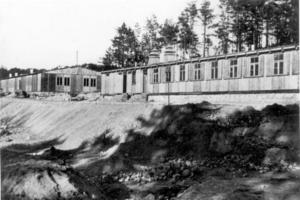 Abb. 17: Die Baracken des Schulungslagers im SS-Karstwehr-Bataillon bei Pottenstein