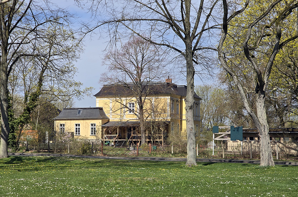 Abb. 9: Gutshaus in Strehlow