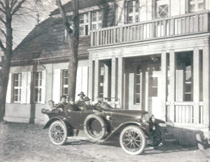 Abb. 78: Die Familie Schultz-Tornow war Ostern 1925 mit dem Auto zu Gast.